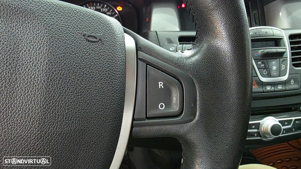 Renault Laguna Break 2.0 dCi Dynamique S - 27