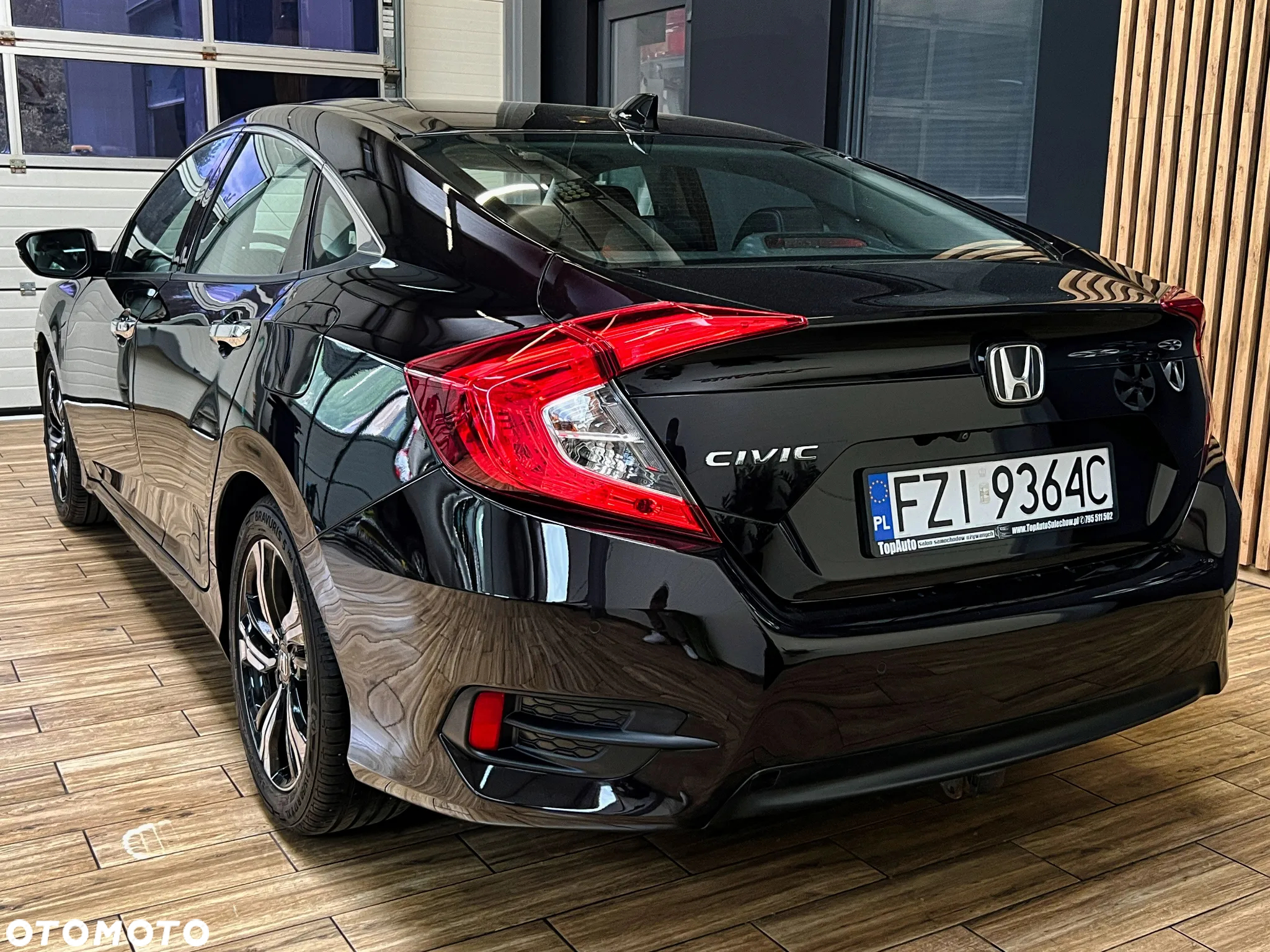 Honda Civic - 10