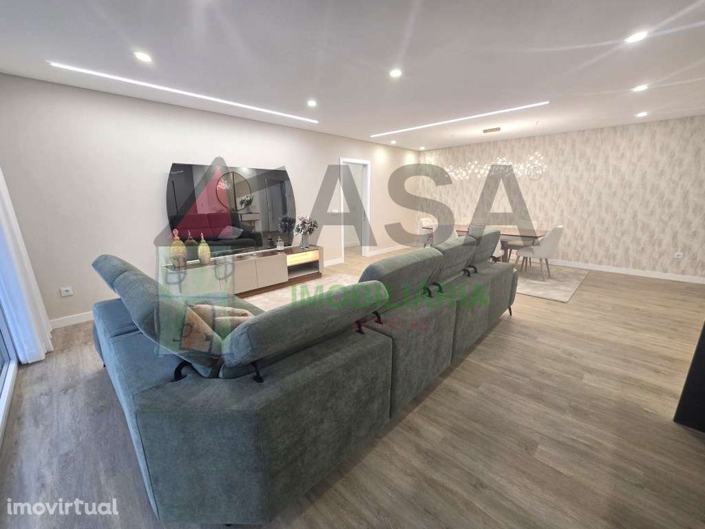 Empreendimento novo com piscina - Apartamentos T2 e T3 - Grande imagem: 5/42