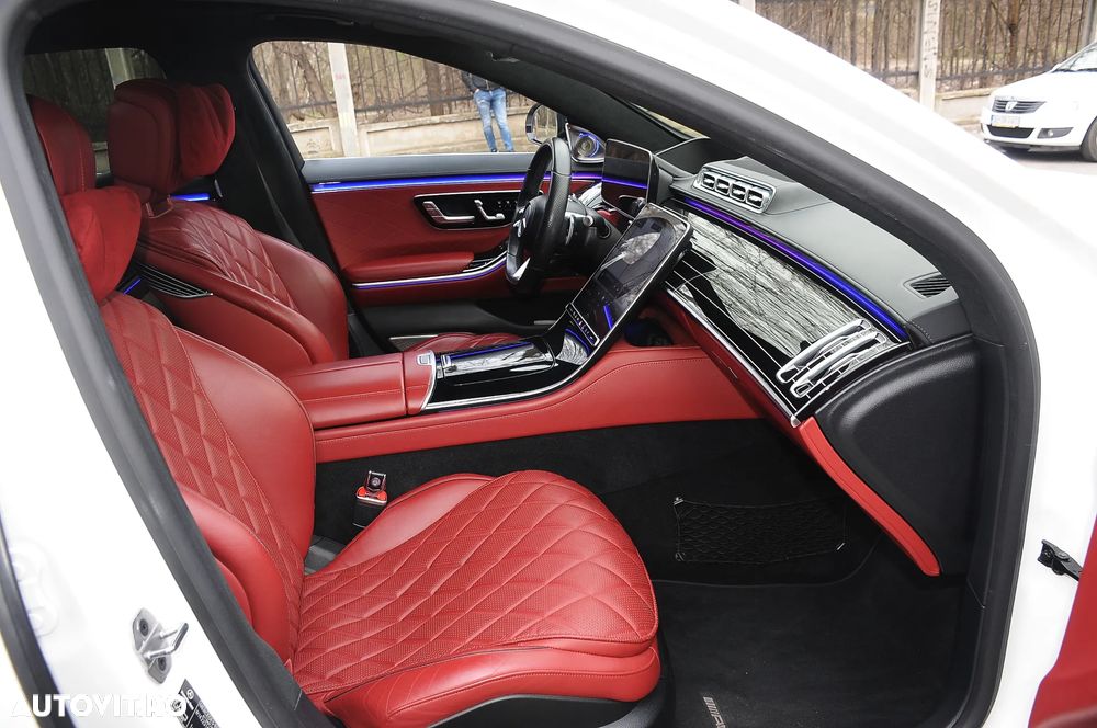 Mercedes-Benz S 500 4MATIC MHEV - 26