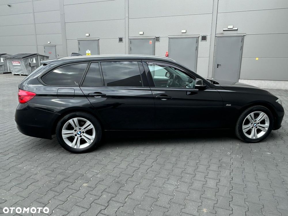 BMW Seria 3 320d Sport Line - 21