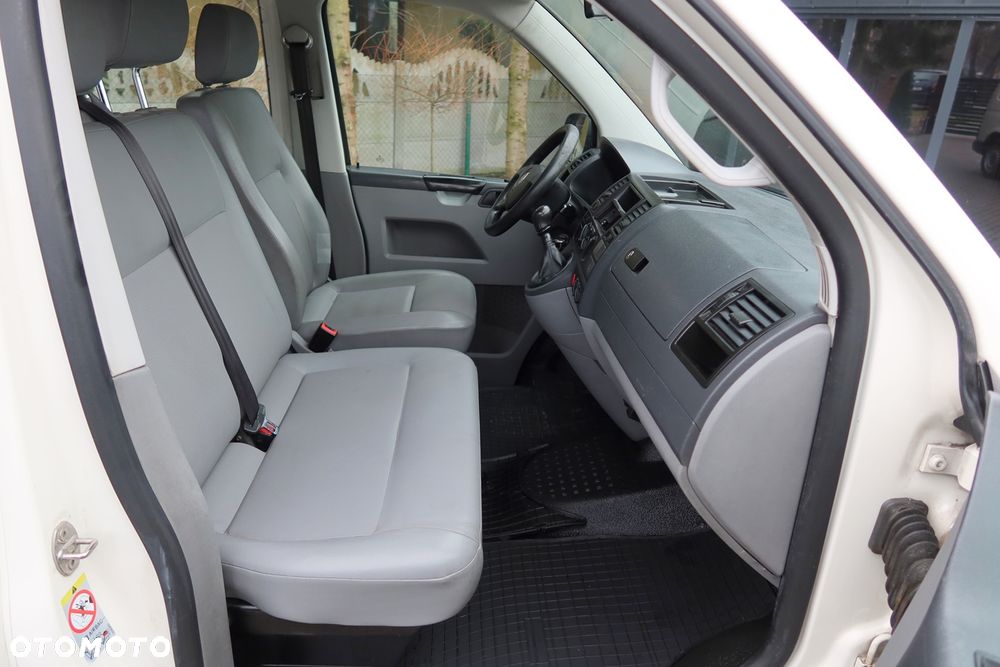Volkswagen Transporter - 13