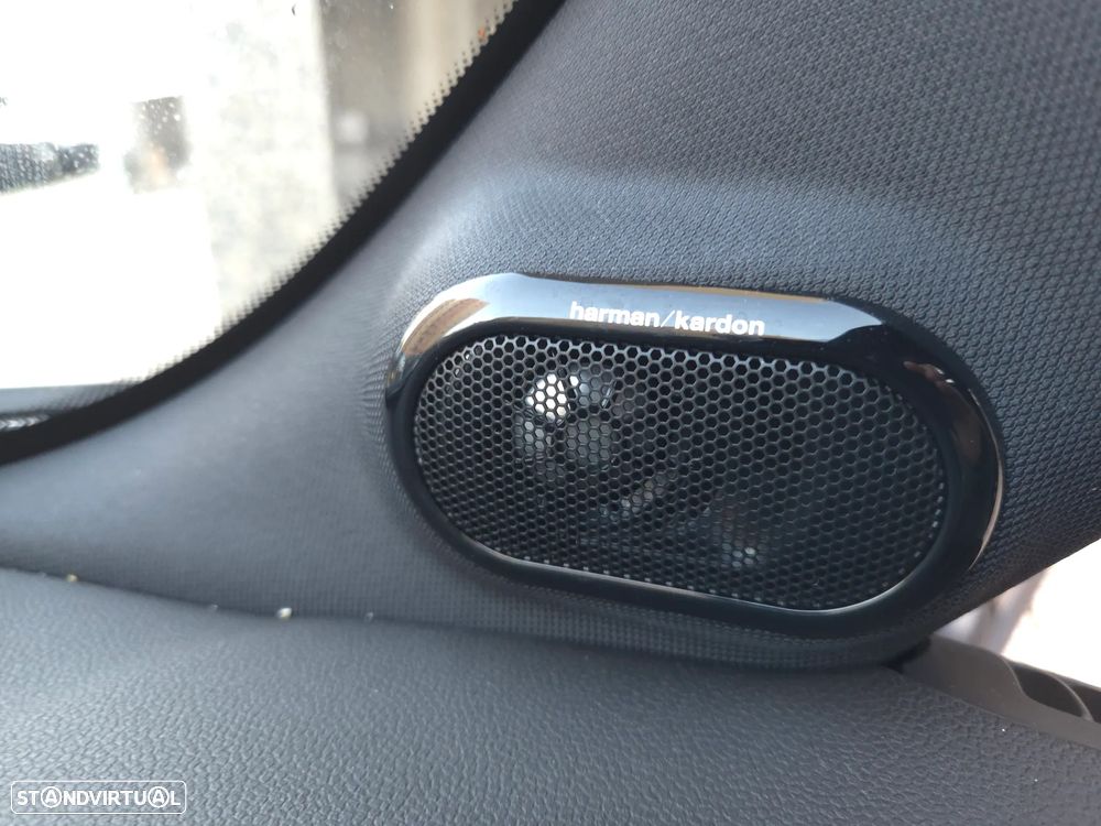 MINI 3 Portas Cooper SE Premium Extra Resolute Edition - 18