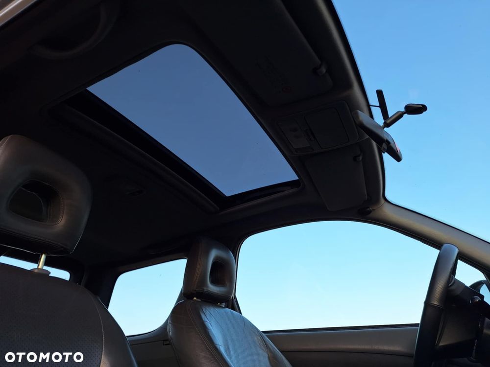 Toyota RAV4 1.8 VVT-i 4x2 - 10