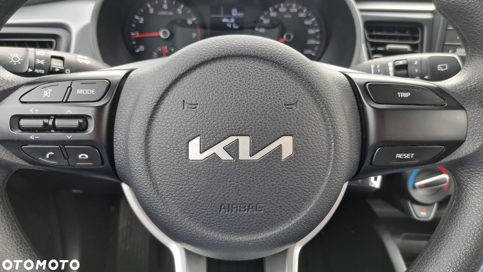 Kia Rio 1.0 T-GDI M DCT - 33