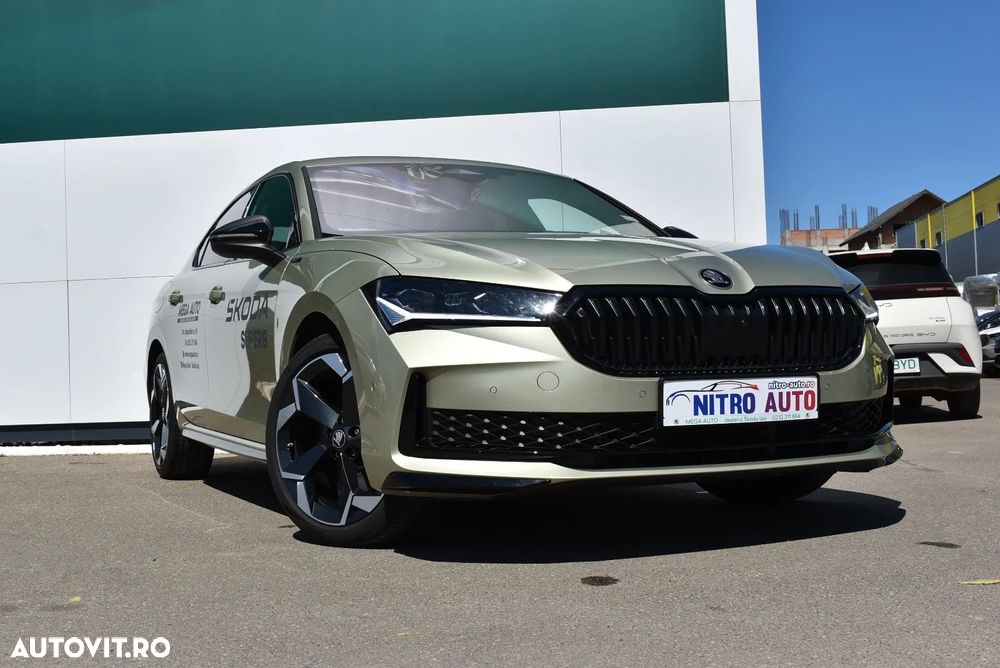 Skoda Superb 2.0 TSI 265 CP 4x4 DSG Sportline - 6