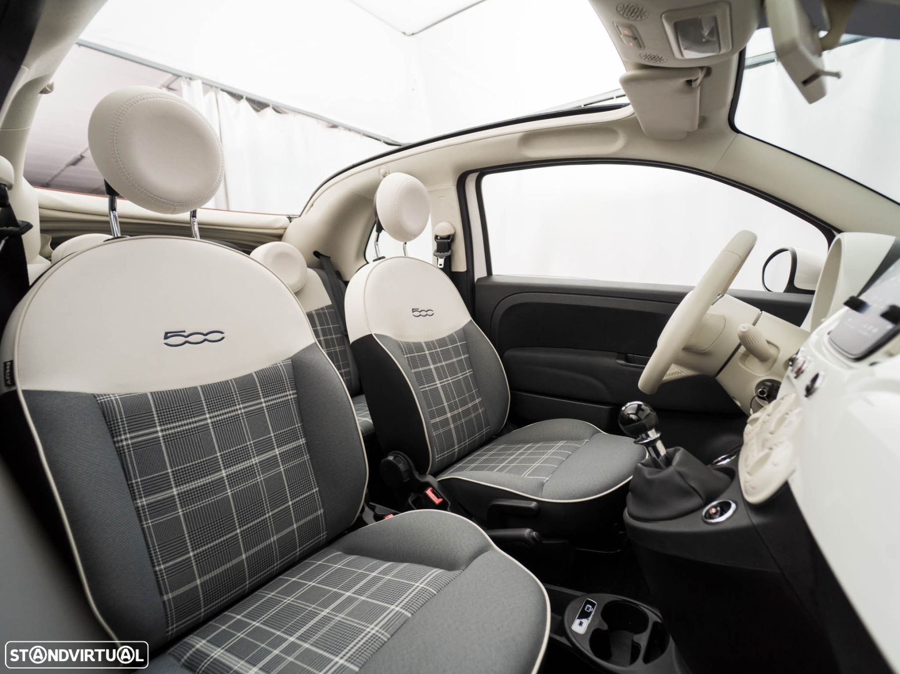 Fiat 500C 1.0 Hybrid Lounge - 32