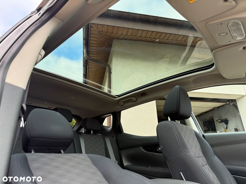 Nissan Qashqai 1.6 DIG-T N-Connecta - 20