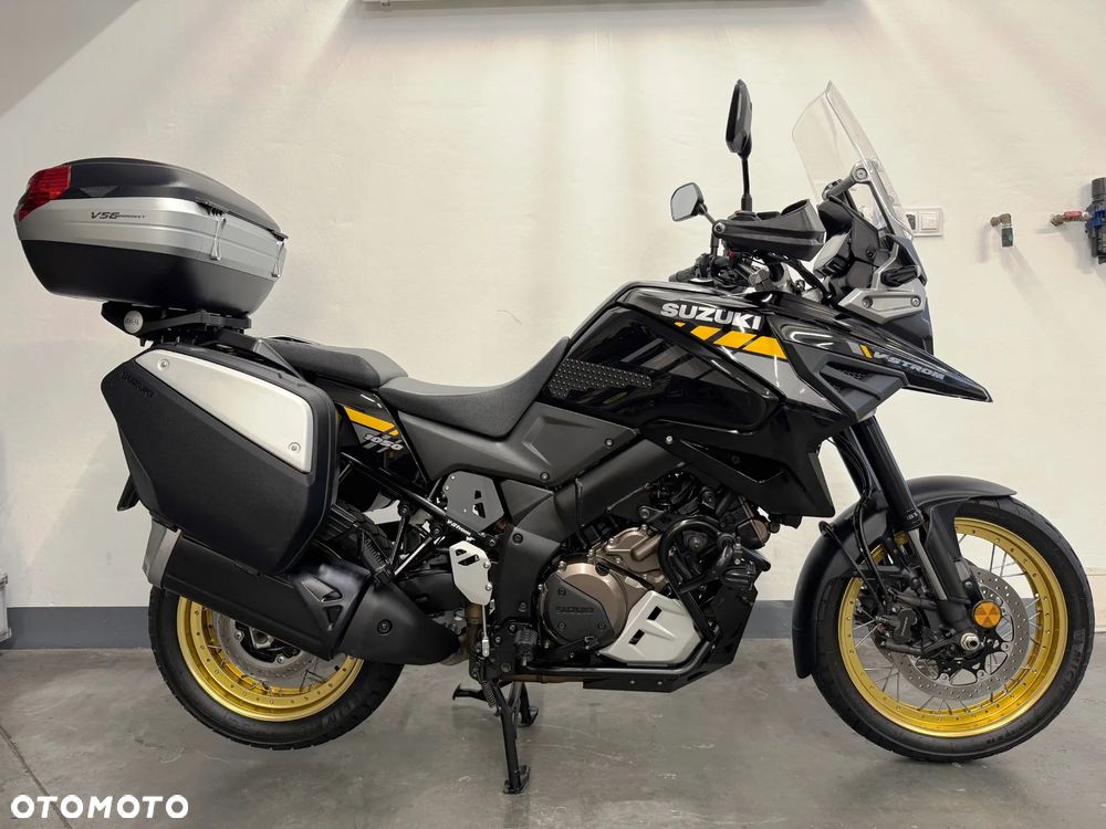 Suzuki V-STROM - 2