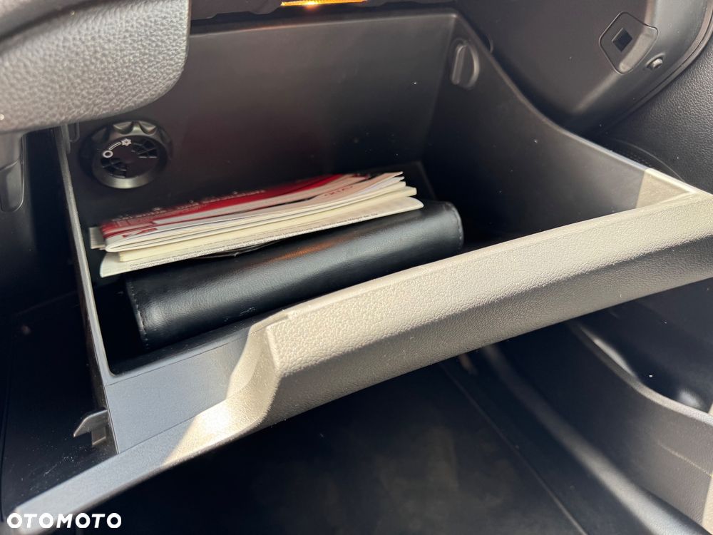 Kia Ceed 1.6 CRDi 128 ISG Fifa World Cup Edition - 31