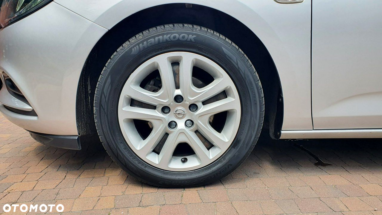 Opel Astra - 34