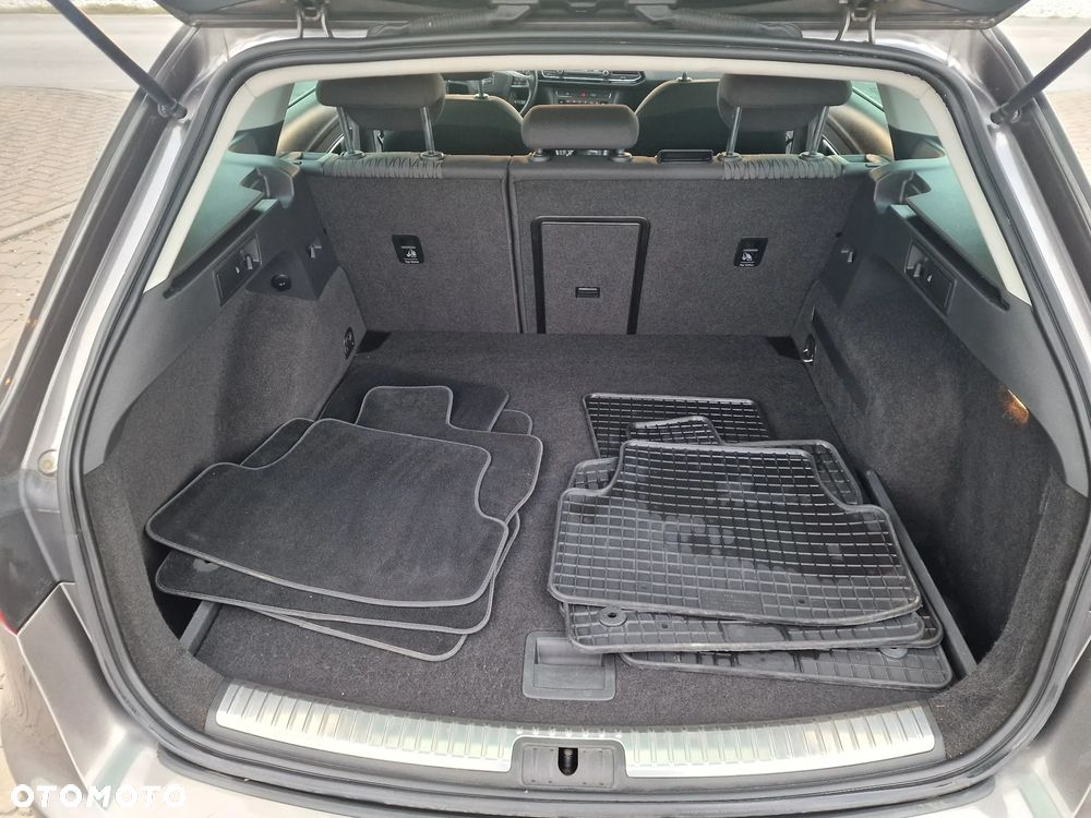 Seat Leon 1.6 TDI Style S&S 4Drive - 23