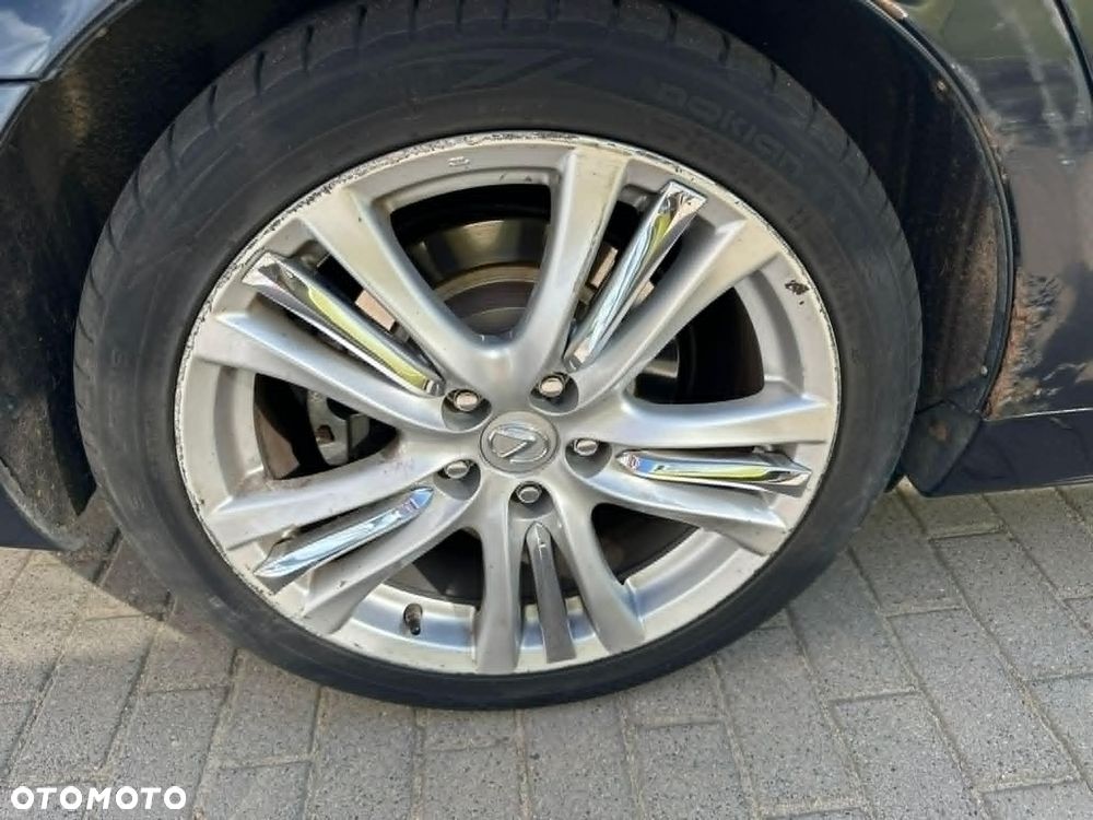 Lexus GS - 22