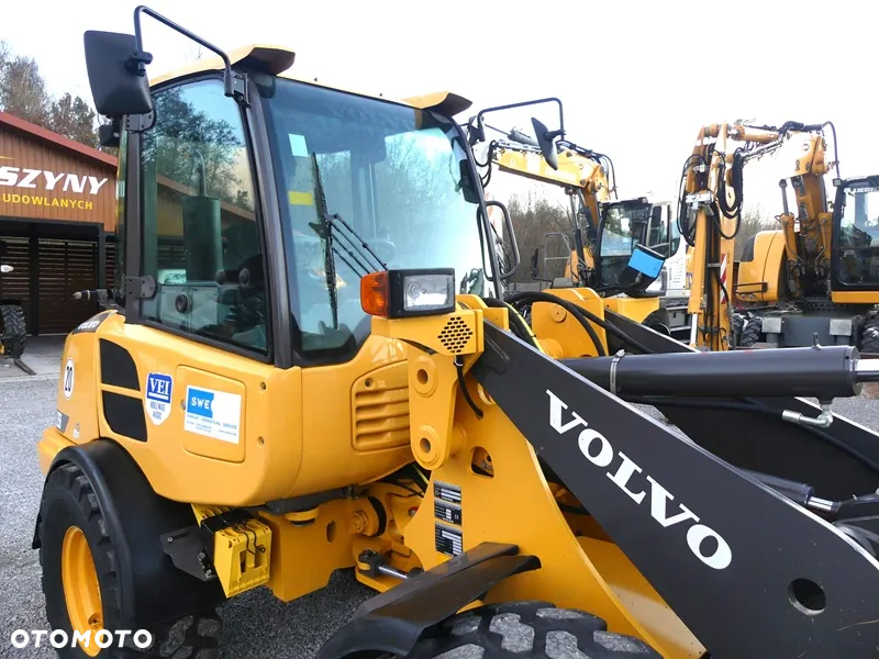 Volvo L25F / Z Niemiec / WAGA / Super Stan / - 22