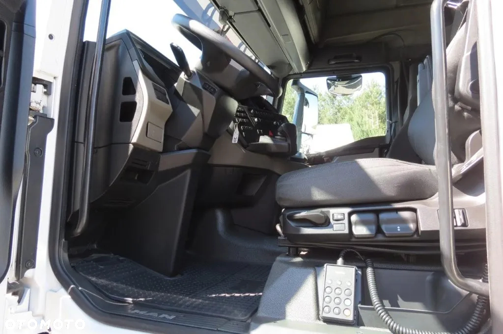 MAN TGX TG3 18.470 GX MEGA RETARDER ACC NAVI PO KONTRAKCIE SERWIS MAN - 8