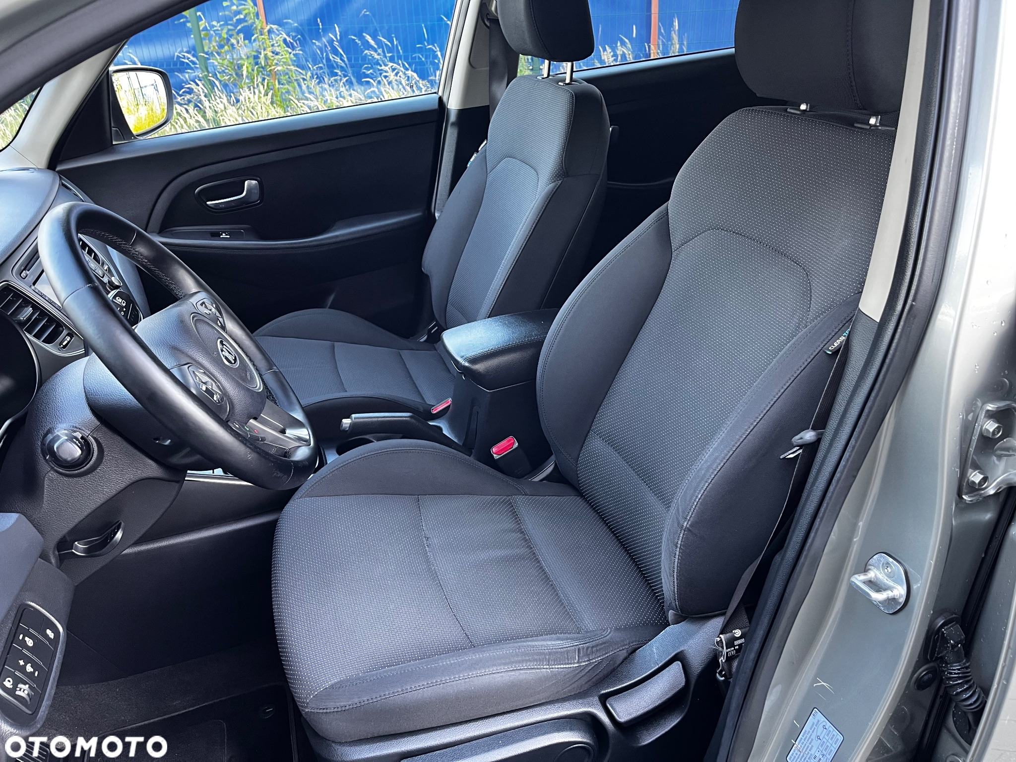 Kia Carens 1.7 CRDi L - 17