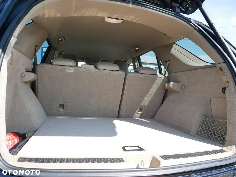 Mercedes-Benz ML - 16