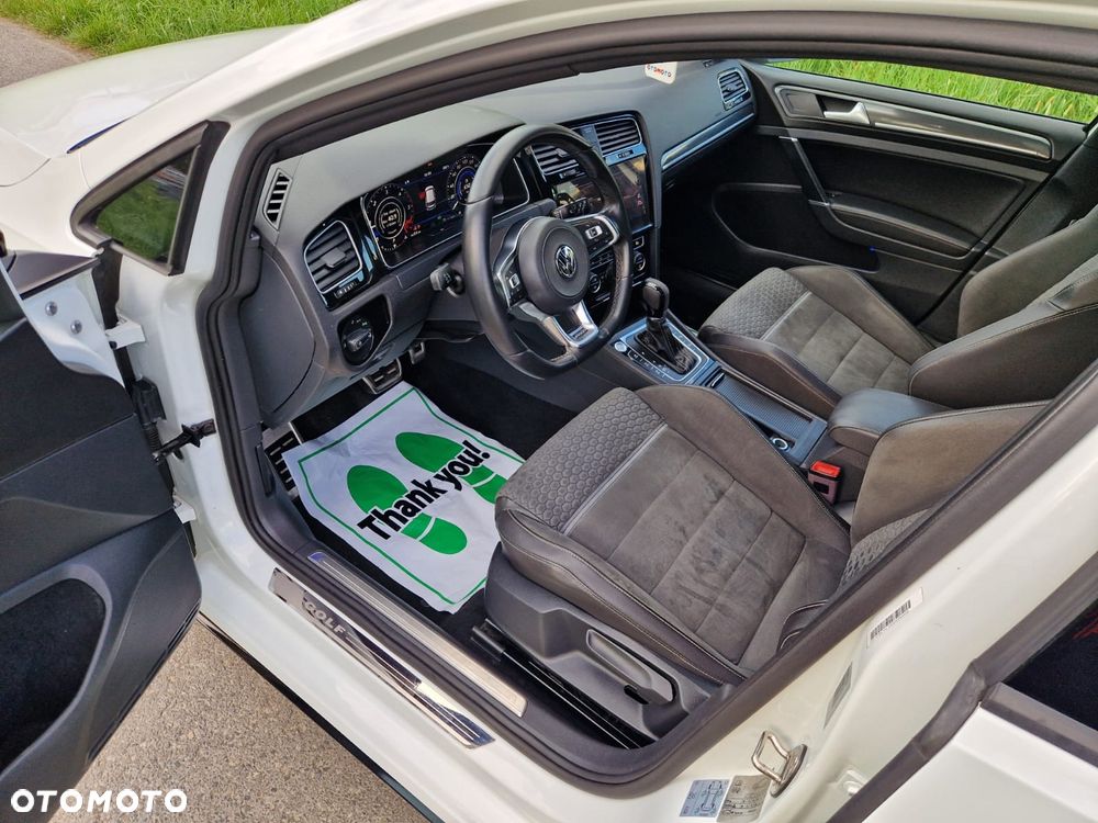 Volkswagen Golf - 9