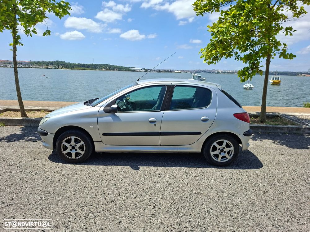 Peugeot 206 1.4 HDi XT - 1