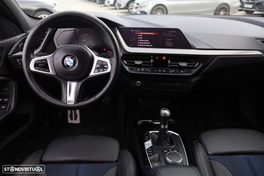 BMW 116 d Pack M - 16