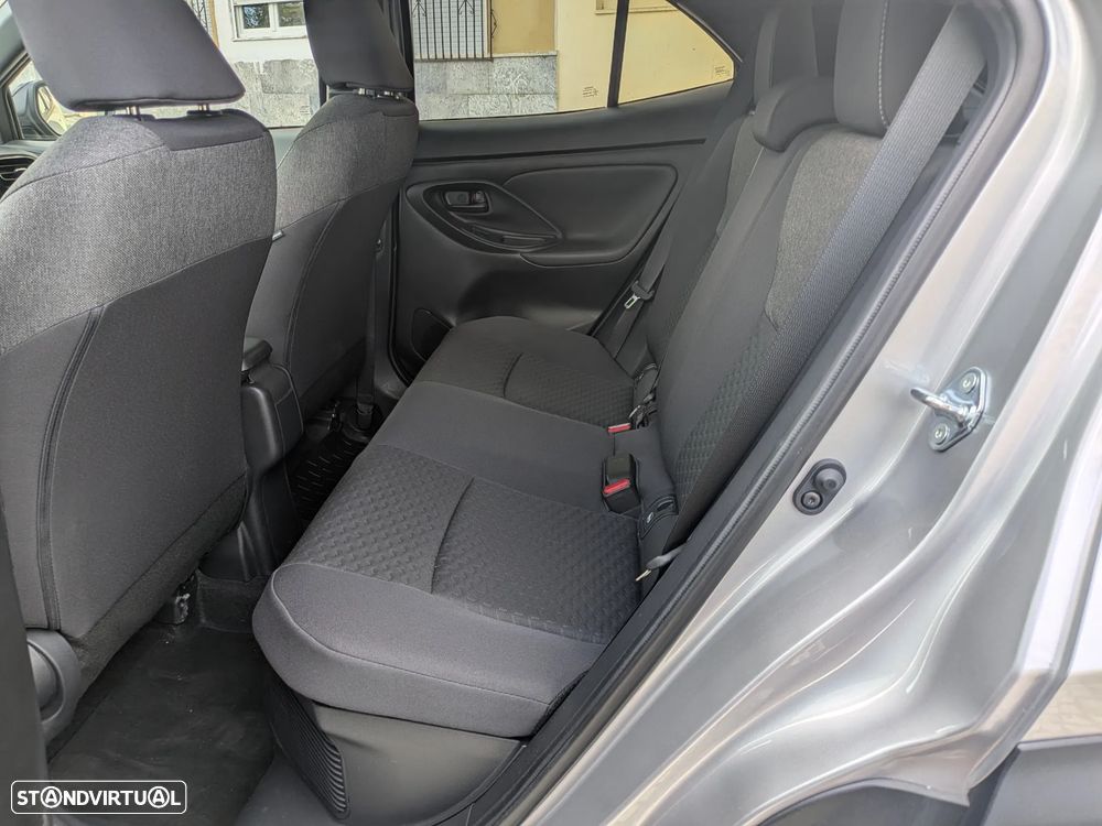 Toyota Yaris Cross 1.5 HDF Square Collection - 17