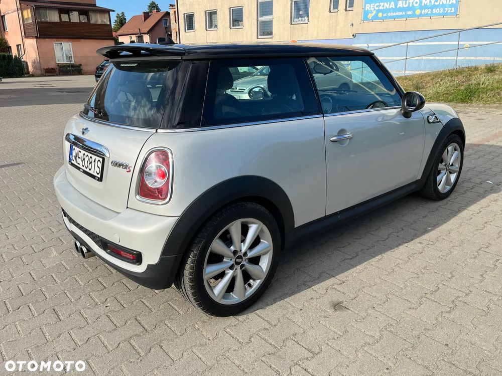 MINI Cooper S Standard - 4