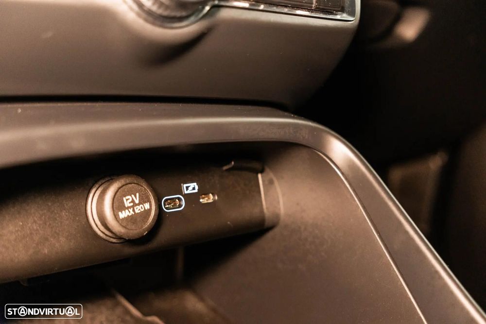 Volvo C40 Recharge 69 kWh Single Motor RWD Core - 31