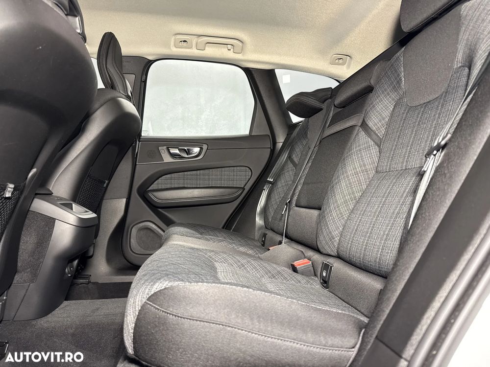 Volvo XC 60 B5 B AWD Core - 14