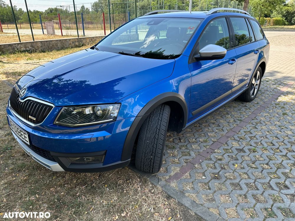 Skoda Octavia Combi 2.0 TDI 4x4 DSG Scout - 1