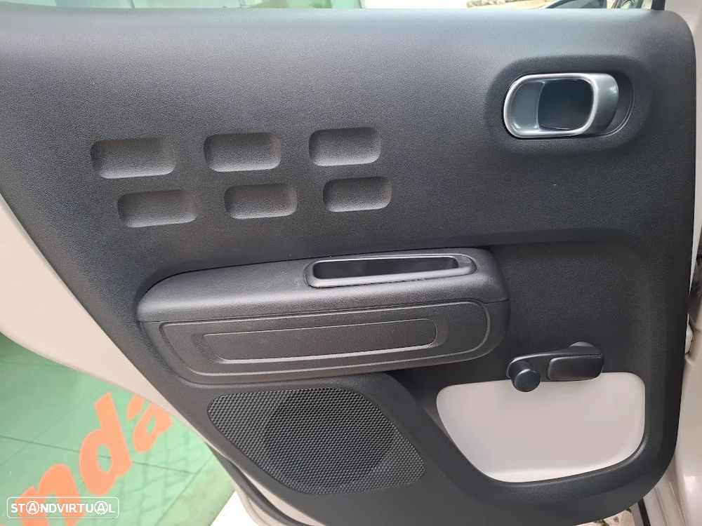 Citroën C3 1.2 PureTech C-Series - 33