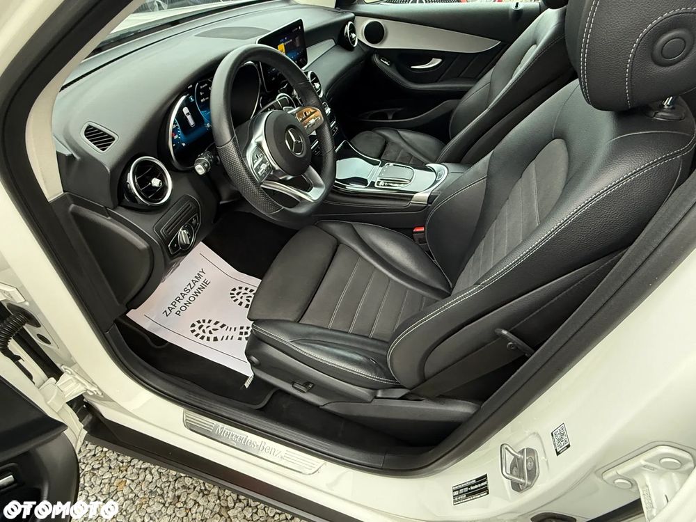 Mercedes-Benz GLC 200 d 4Matic 9G-TRONIC AMG Line - 29