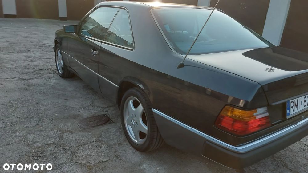 Mercedes-Benz W124 (1984-1993) - 2