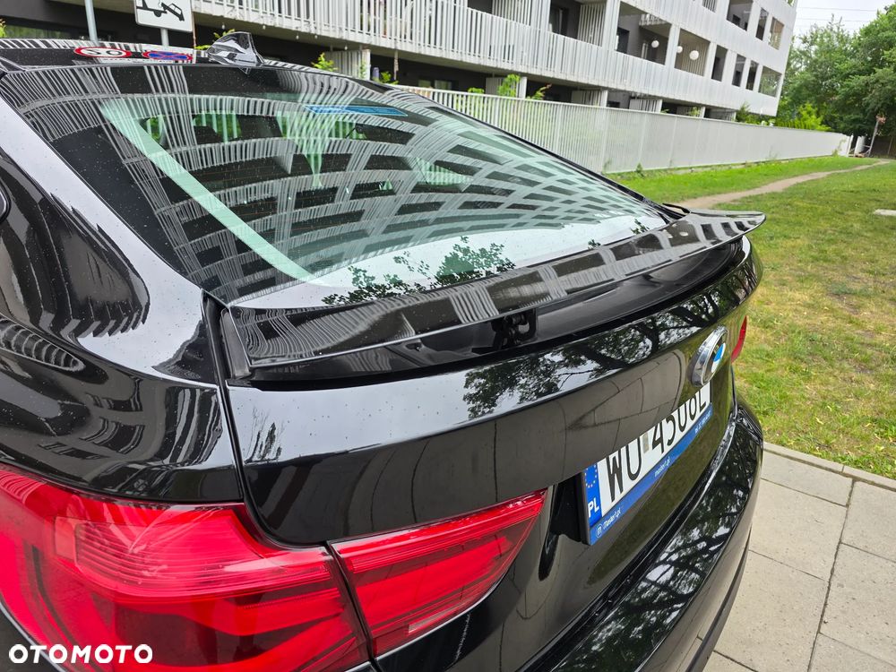 BMW Seria 3 318d Sport Line - 40
