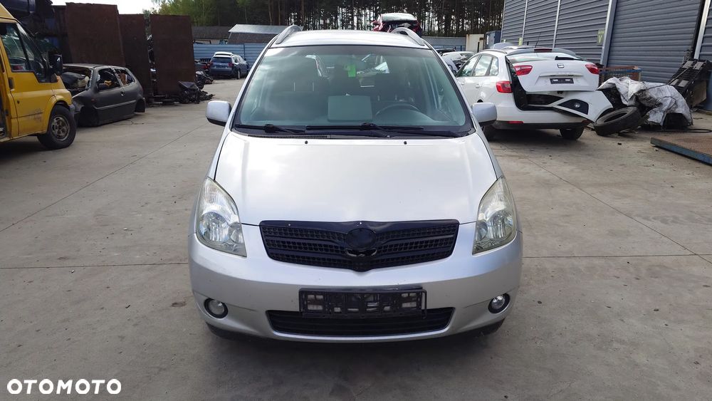 Toyota Corolla Verso 04R 2.0 66KW NA CZĘŚCI - 1