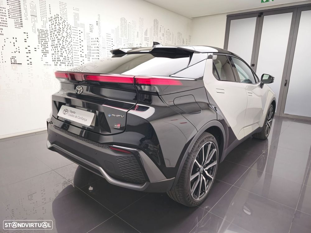 Toyota C-HR - 18