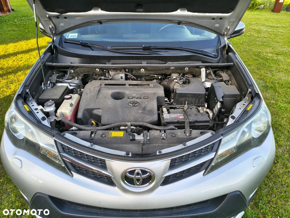 Toyota RAV4 2.0 D-4D Premium 4x2 - 13