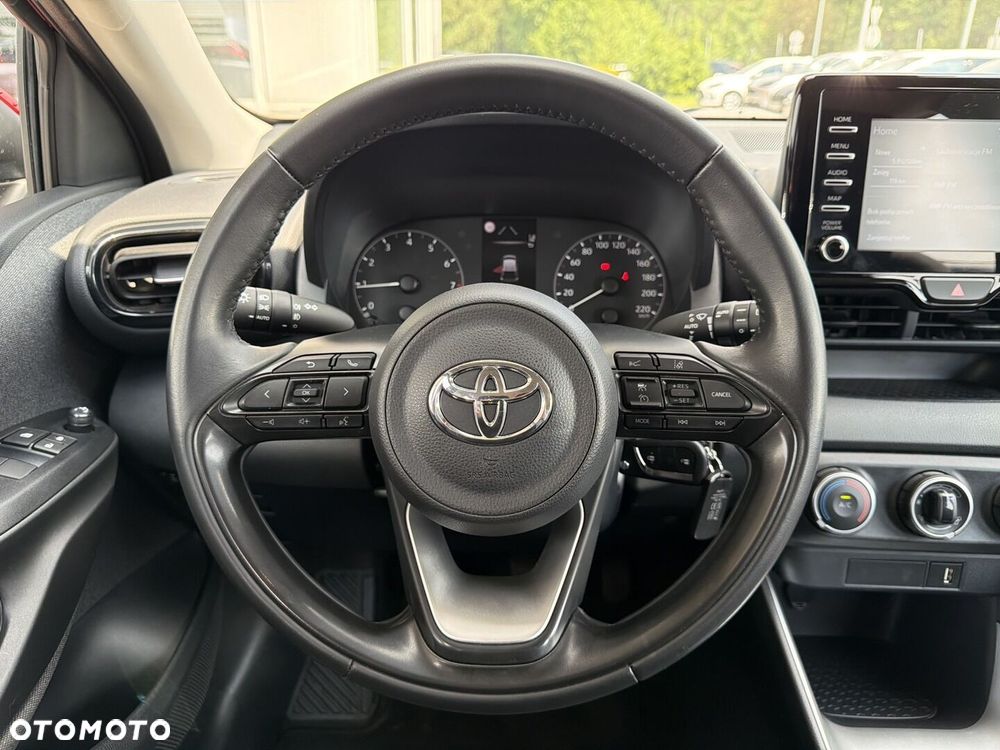 Toyota Yaris - 13