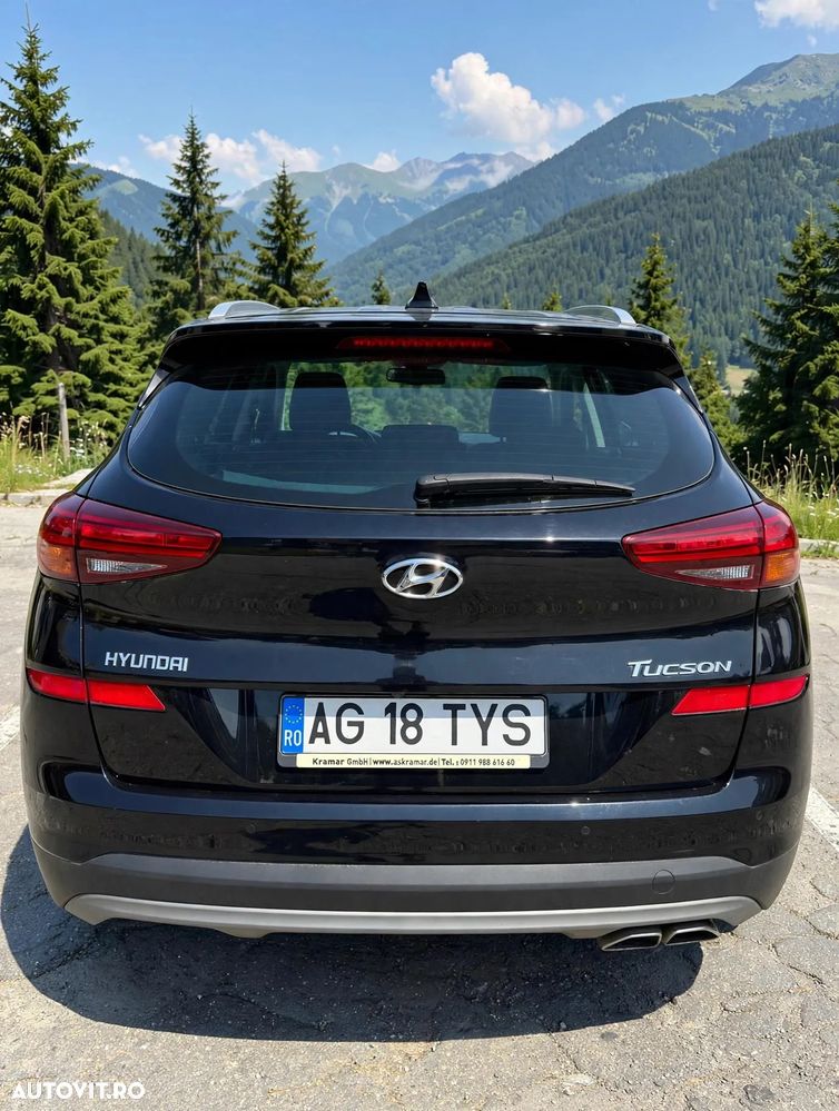 Hyundai Tucson - 2
