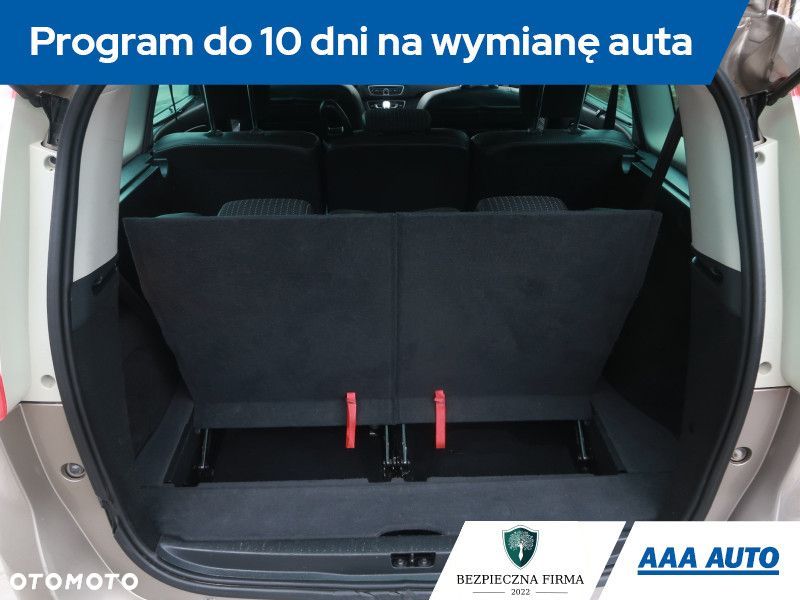 Renault Grand Scenic - 20