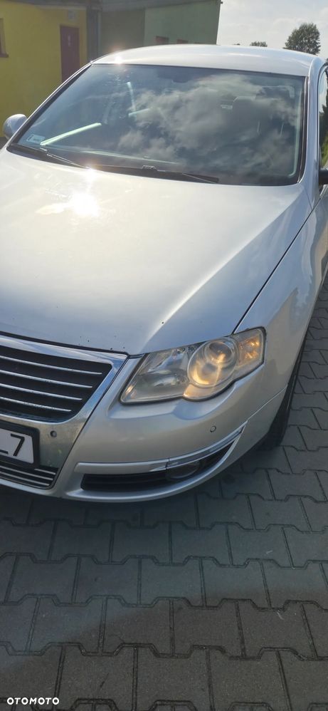 Volkswagen Passat - 15
