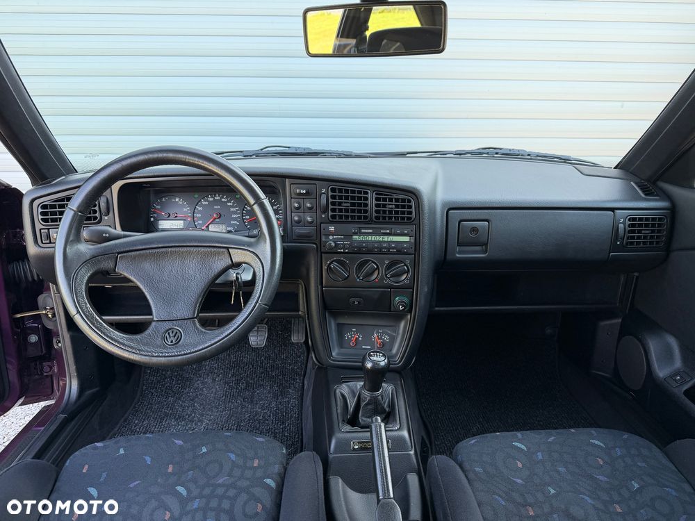 Volkswagen Corrado 2.9 VR6 - 24