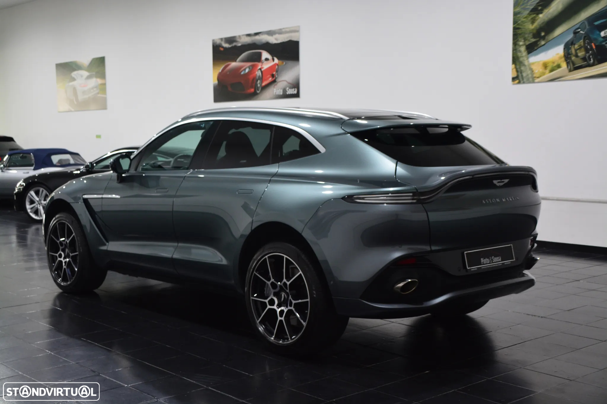 Aston Martin DBX Standard - 10
