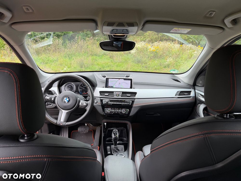 BMW X1 sDrive18d Sport Line - 17