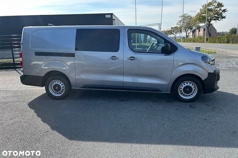 Opel Vivaro XL L2H1 EAT8 Zabudowa Brygadowa 2.2 150KM - 7