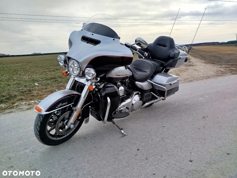 Harley-Davidson FLHTCU Ultra - 3