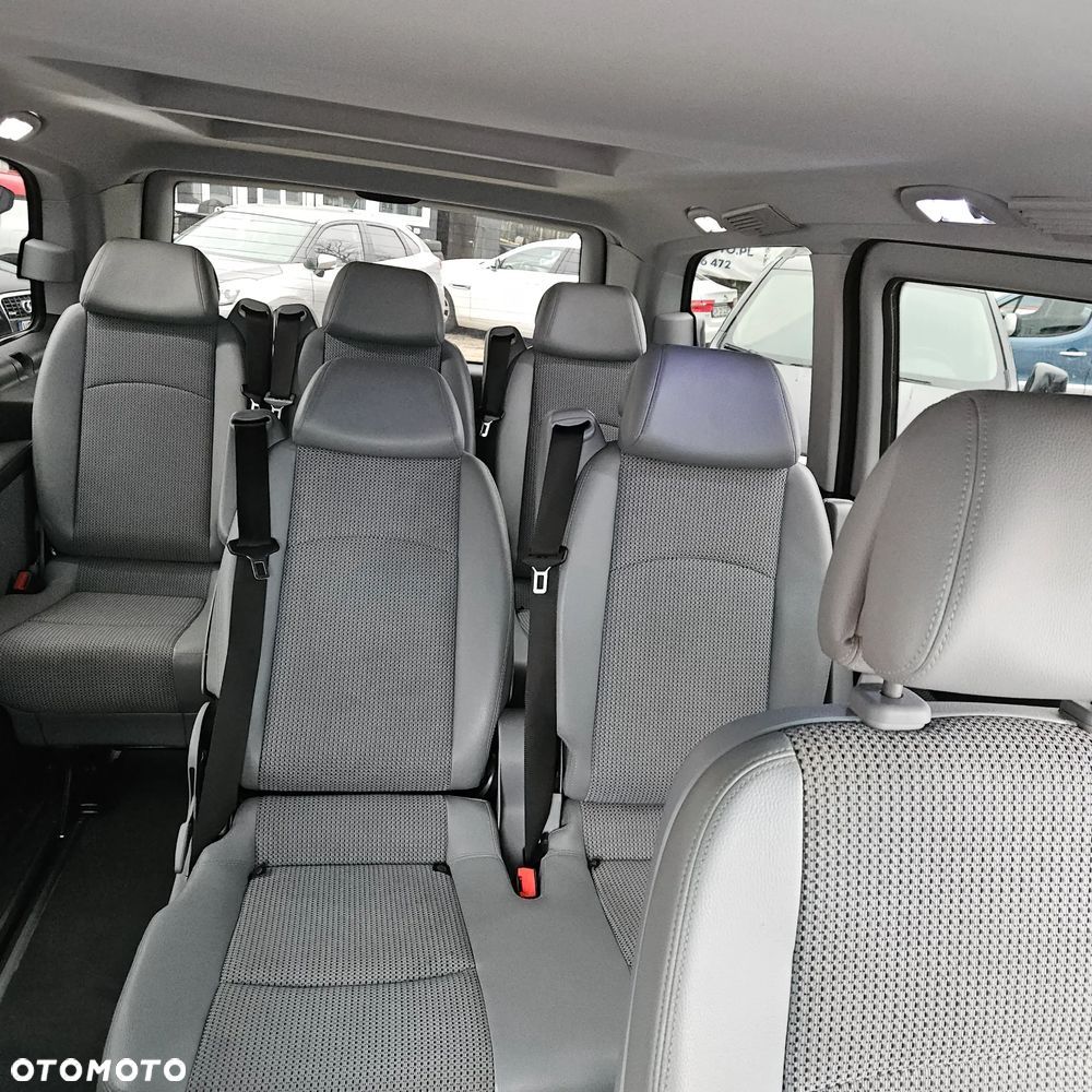Mercedes-Benz Viano - 40