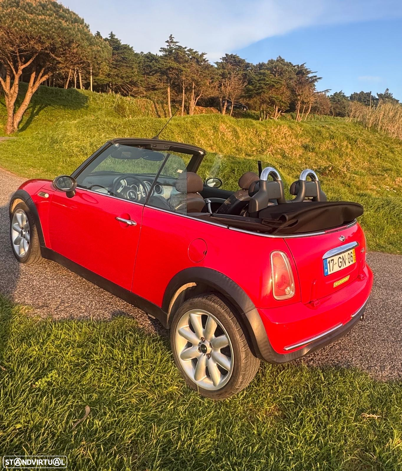 MINI Cabrio One - 2