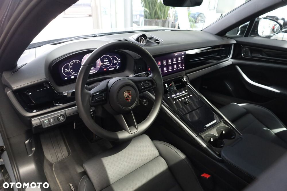 Porsche Panamera - 11