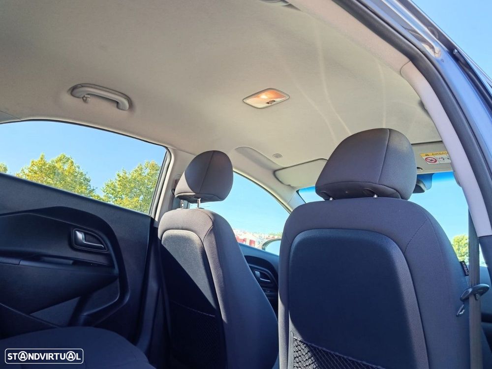 Kia Rio 1.1 CRDi TX ISG - 32