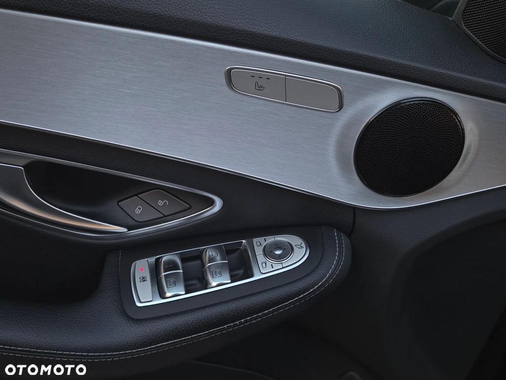 Mercedes-Benz Klasa C 220 d T 9G-TRONIC AMG Line - 34